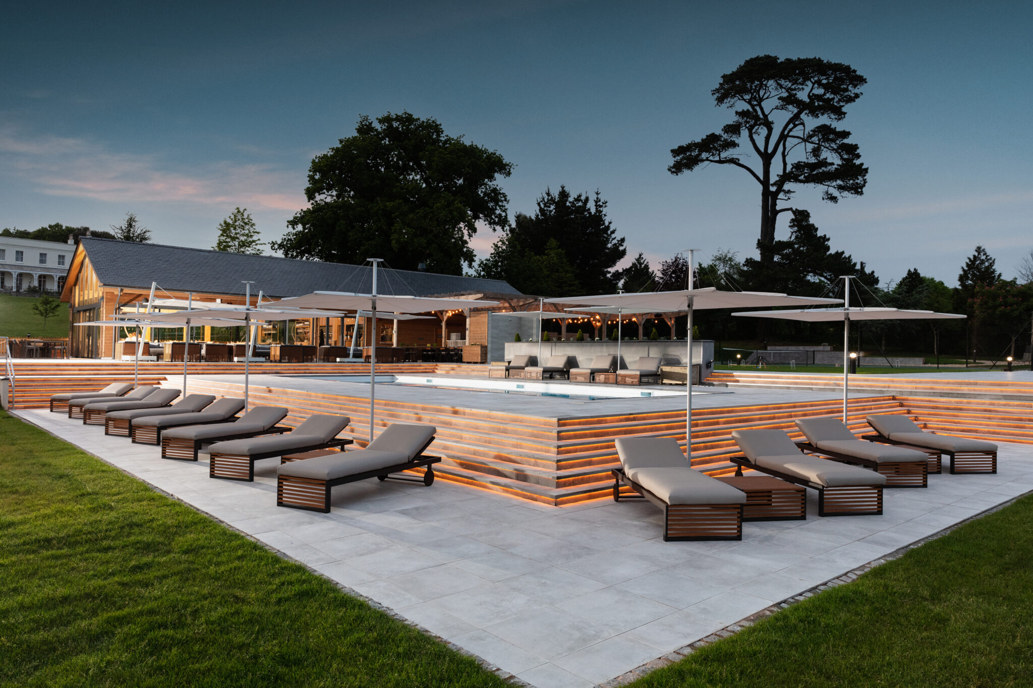 Pool-House-Restaurant-and-Bar